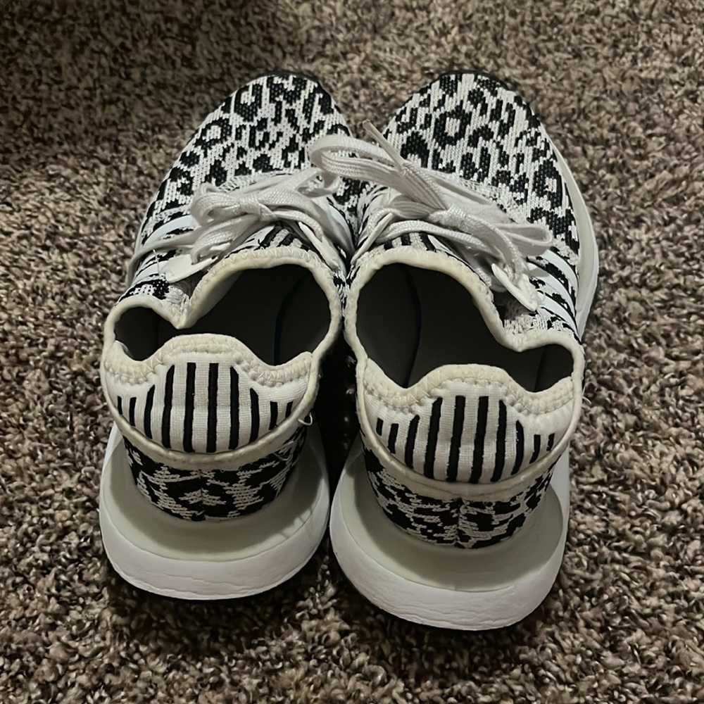 Adidas athletic women shoe